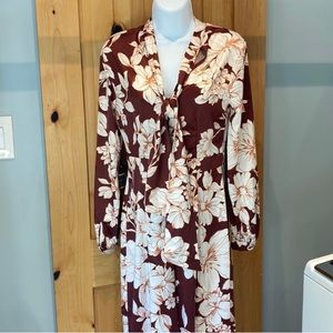 NWT Forever 21 Contemporary Size Small Burgundy/Cream Long Sleeve Jumpsuit.